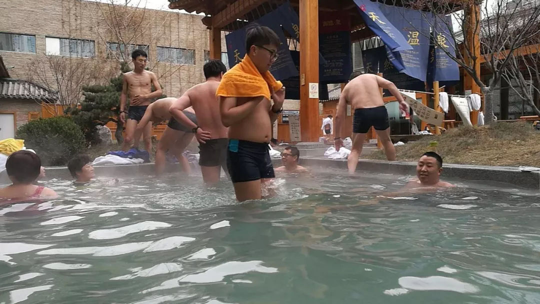 辉达注册 | 海鲜+温泉双倍满足，这个年会有点嗨！